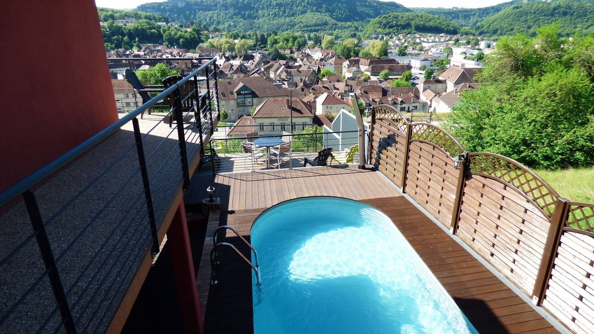 Baume-les-Dames Bed & Breakfast | La Colline aux Yeux Doubs