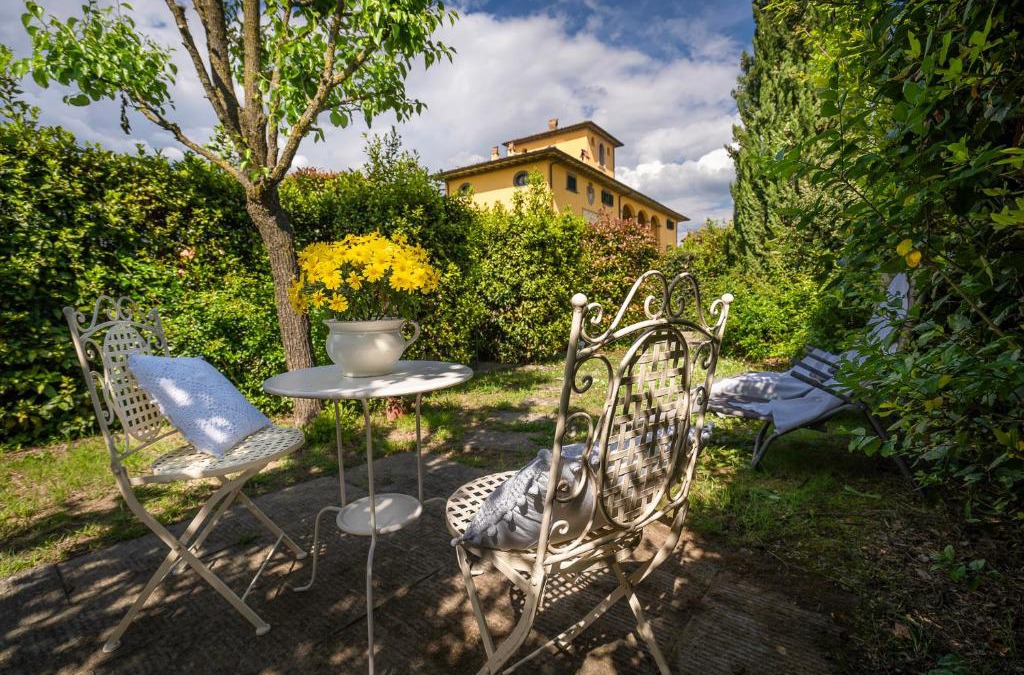 Massa e Cozzile Apartment | La Colombaia