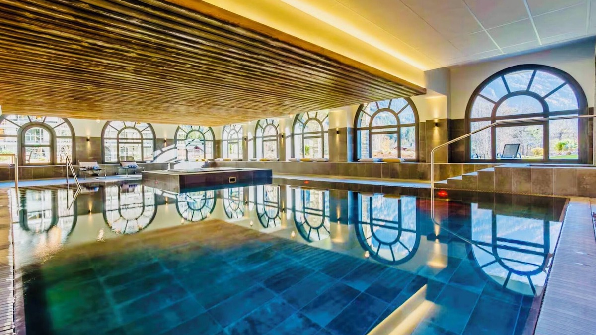 Chamonix-Mont-Blanc Apartment | La Cordée Residence with swimming pool - apartment 126