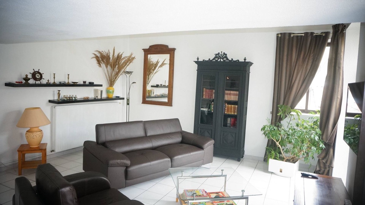 Cadereau Apartment | La Cour, very quiet 2 floors appartment