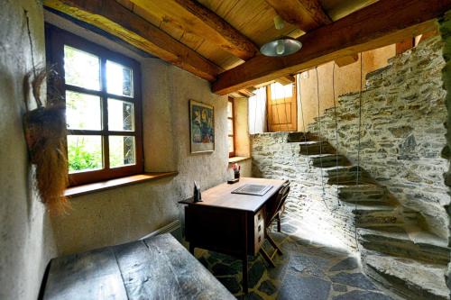 Saint-Frezal-de-Ventalon House | La Coutinelle