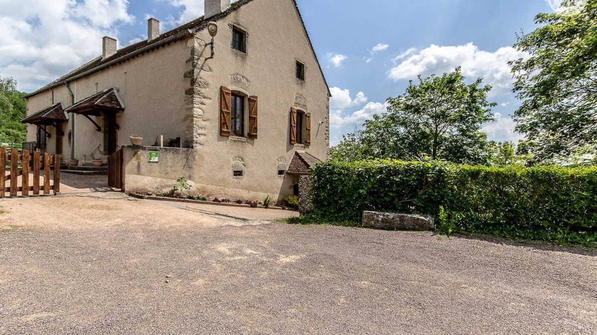 Culles-les-Roches House | La Cure - Culles-les-roches