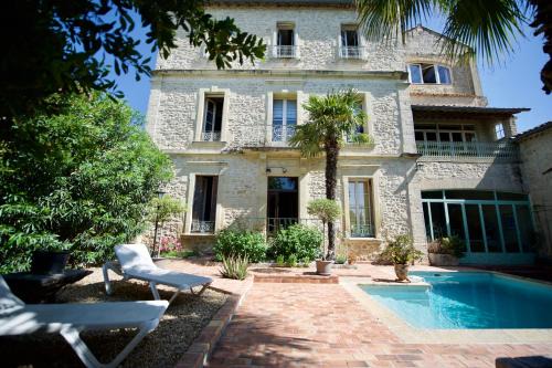 Aubais House | LA DEMEURE Bed and Breakfast