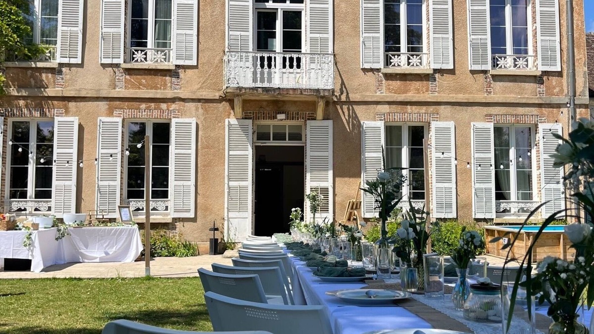 Villeneuve-sur-Yonne House | La Demeure De Margot - Ideal family holiday