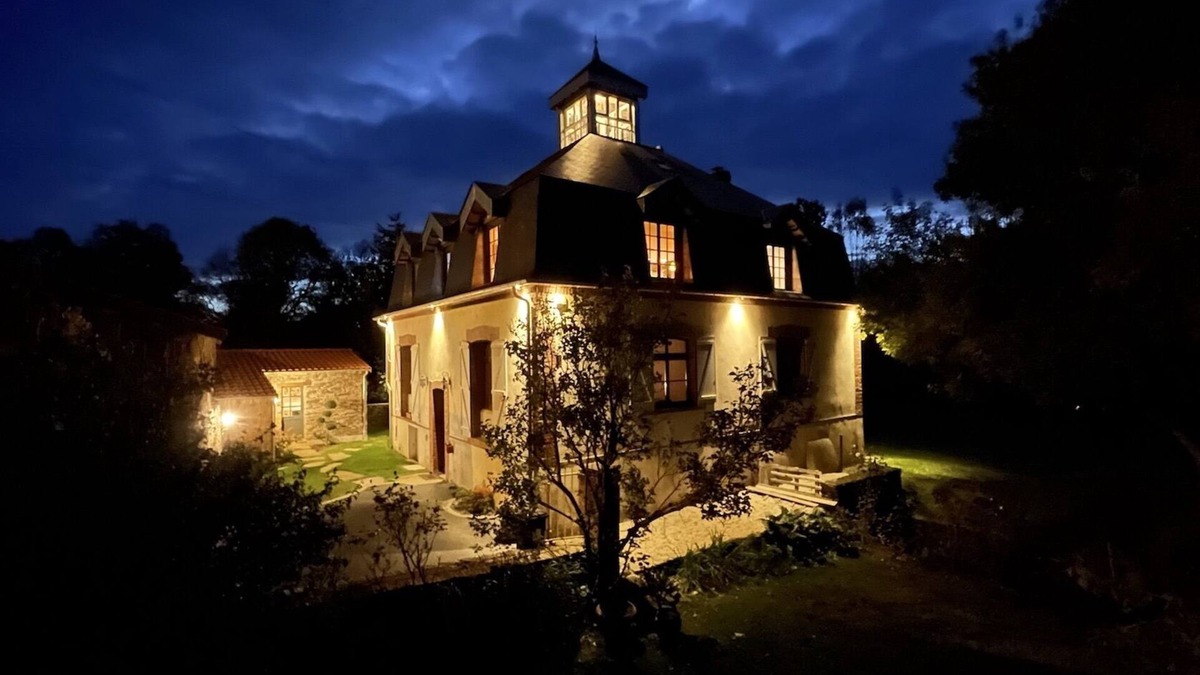 Montrevault-sur-Evre House | La Demoiselle de Bohardy