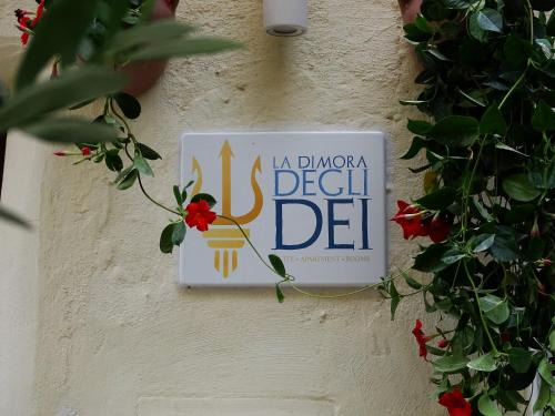Isola del Borgo Antico Bed & Breakfast | La Dimora Degli Dei