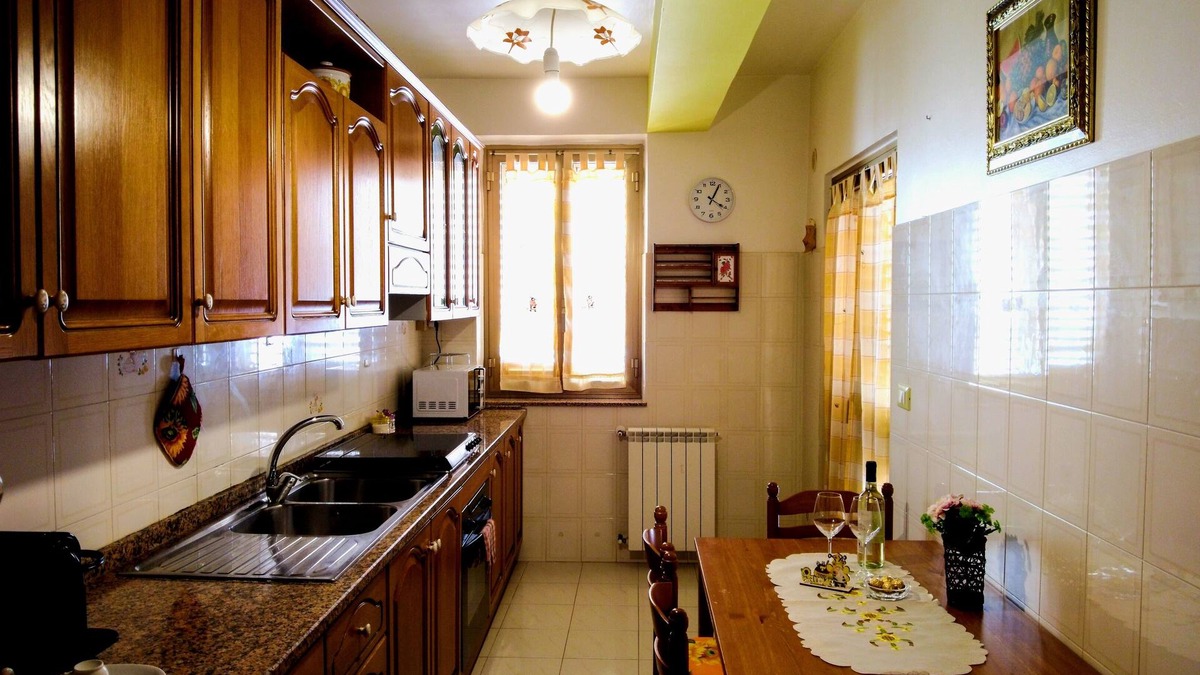 San Giorgio Apartment | La Dimora Del Girasole, a few steps from the sea, great for family vacations