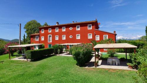 Cascine-La Croce Apartment | La Dimora sul Lago