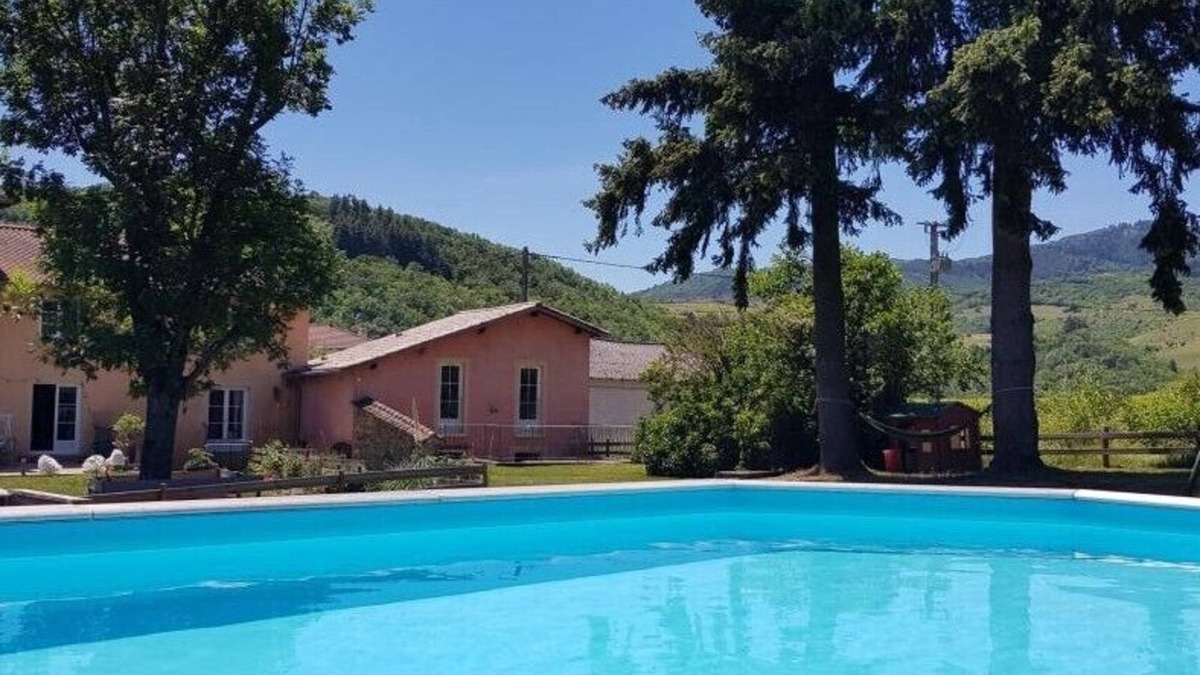 Le Perreon House | La Distillerie - LE Perreon