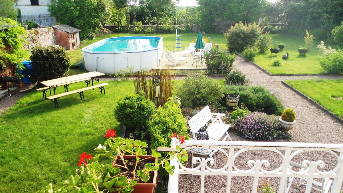 La Roche-en-Brenil Cottage | LA DOLCE VITA COUNTRY !