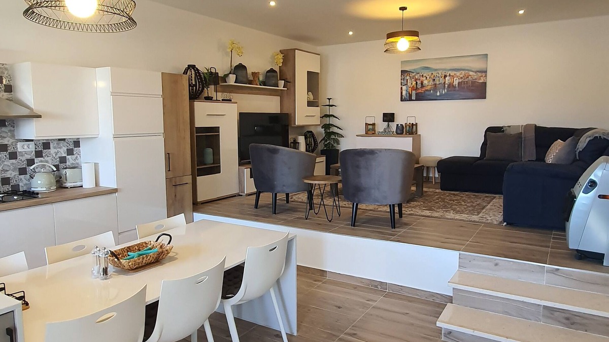 Podgradina Apartment | La Dolve Vita Apartment