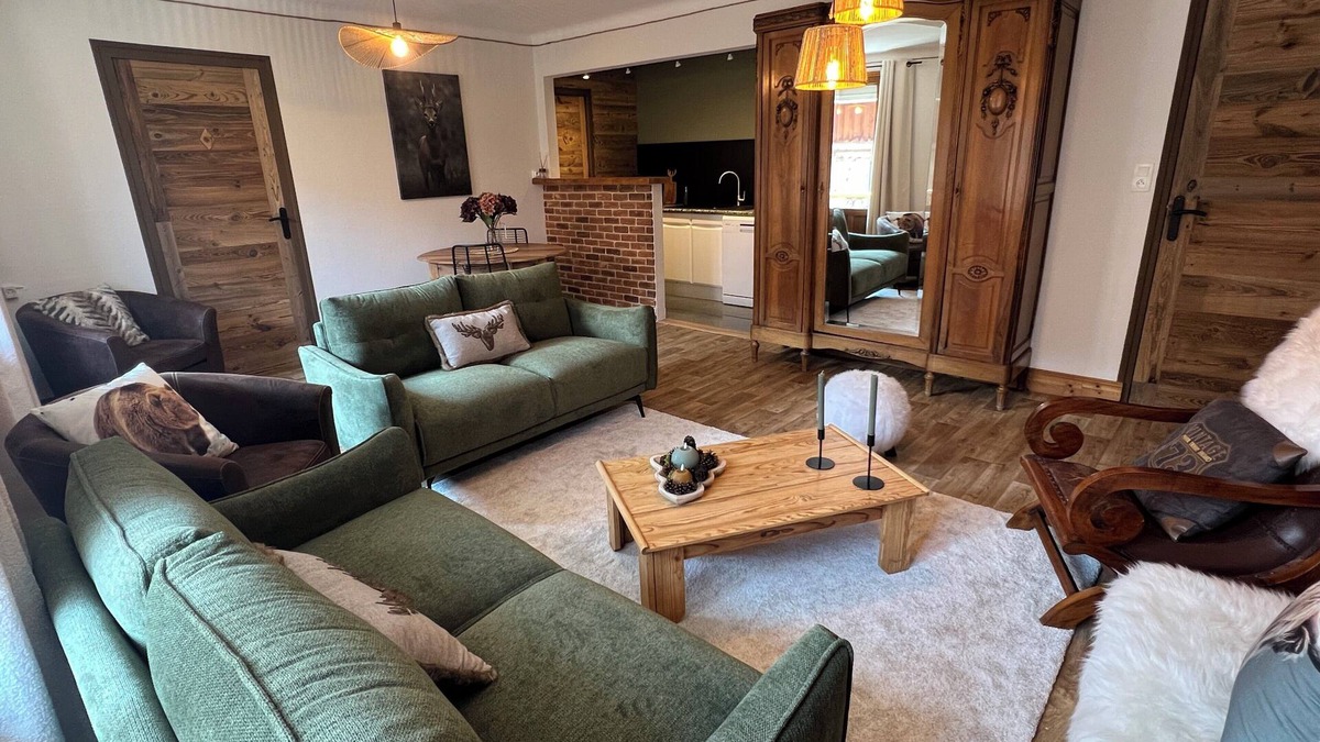 Longefoy Apartment | La Dorbluche duplex apartment 10-11 person