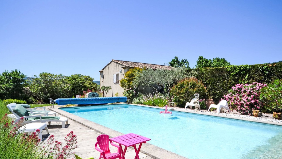 Villelaure House | La Fabrique by Interhome