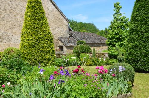 Aillevans House | La ferme aux glycines