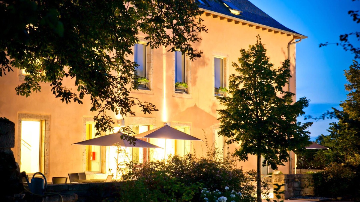 Rodez Hotel | La Ferme de Bourran