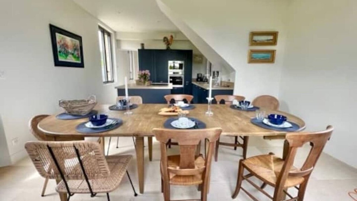 Benerville-sur-Mer Cottage | La Ferme de Bénerville - View of the sea and countryside