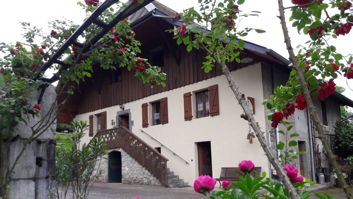 Sainte-Helene-sur-Isere House | La Ferme d'Agathe