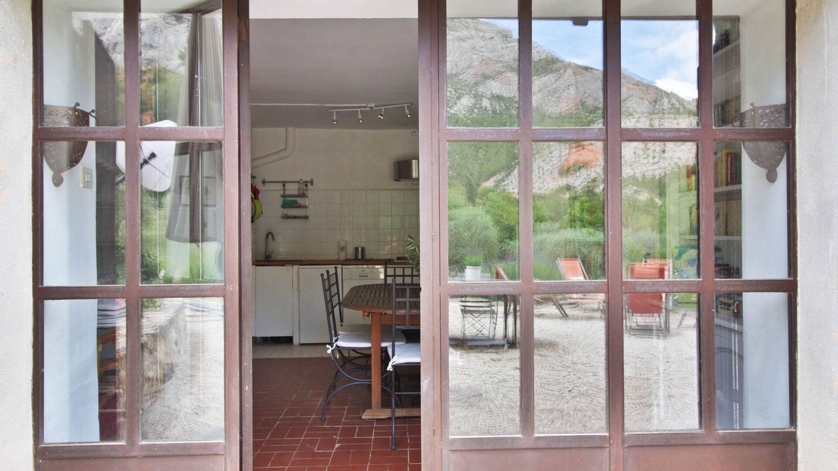 Saint-Antonin-sur-Bayon House | LA FEUILLERE, 17 CENTURY MANSION.