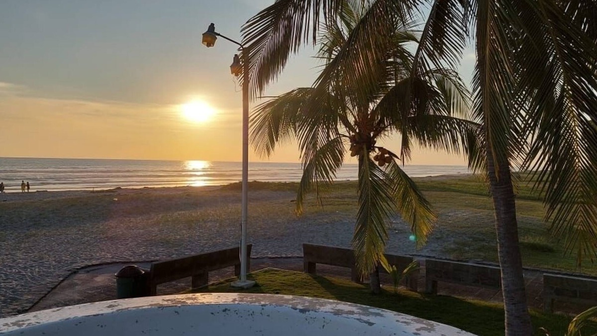 Costa Del Sol Villa | LA FINQUITA BEACH HOUSE IN COSTA DEL SOL (4 Minutes Walk to the beach)