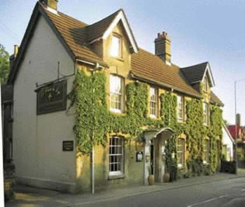 Shaftesbury House | La Fleur De Lys