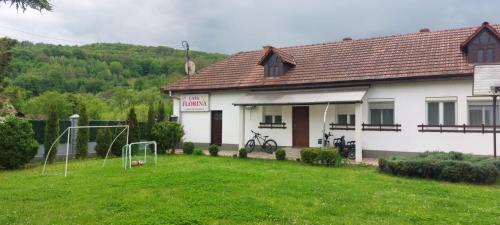 Suncuius House | La Florina