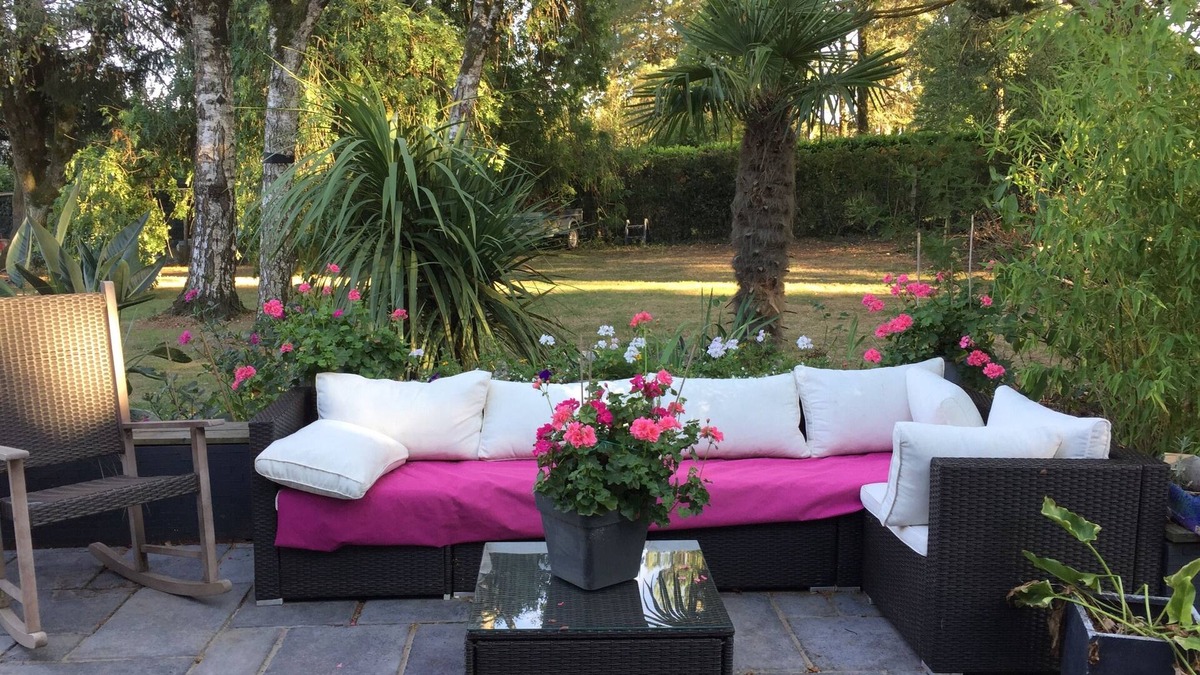 Breuil-Barret House | La Folie