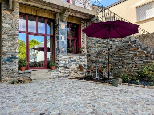 La Gacilly Apartment | La Forge - plain-pied, terrasse et calme à La Gacilly