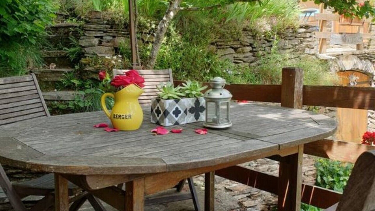 Barre-des-Cevennes Cottage | La Fourmi cottage for 4 people