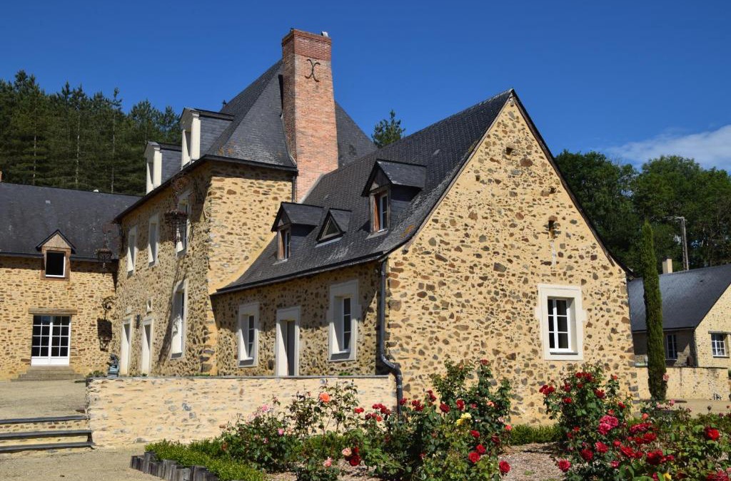 Loigne-sur-Mayenne Bed & Breakfast | La Francoisiere