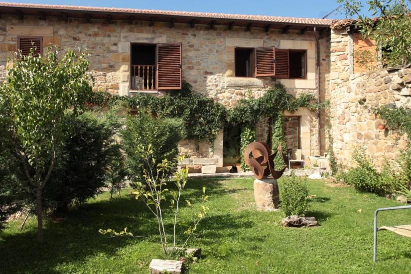 Nestar House | La Galana