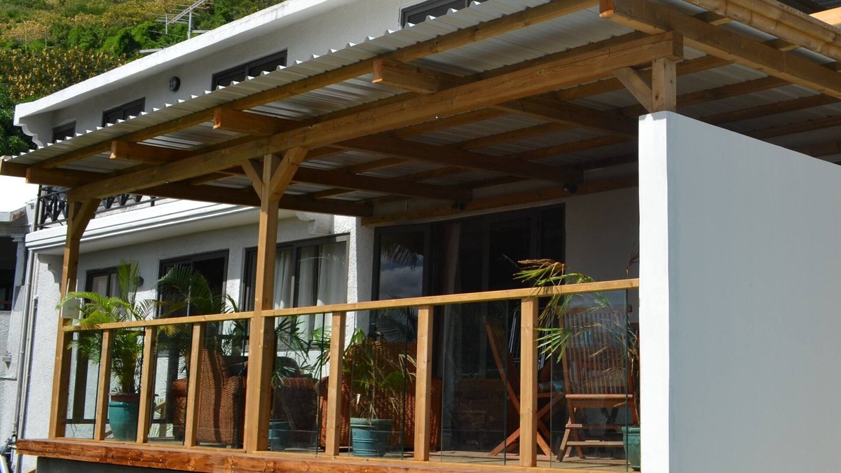 La Gaulette Apartment | La Gaulette - Sumptuous House, Large Terrace Sea View and Pool