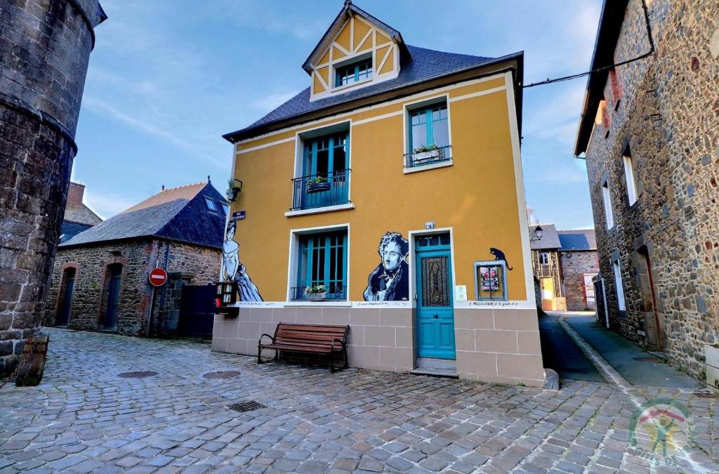 Combourg Bed & Breakfast | La goutte d'or