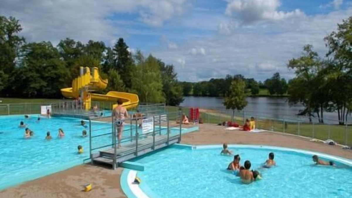Cromac Cottage | La Grace Beautiful 1 Bedroom Cottage (3) With 10 X 5 Swimming Pool