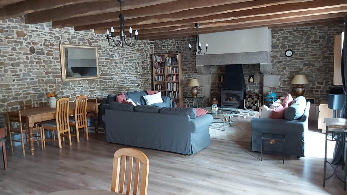 Les Champs-Geraux Cottage | La Grande Maison,former farmhouse of La Lohuas