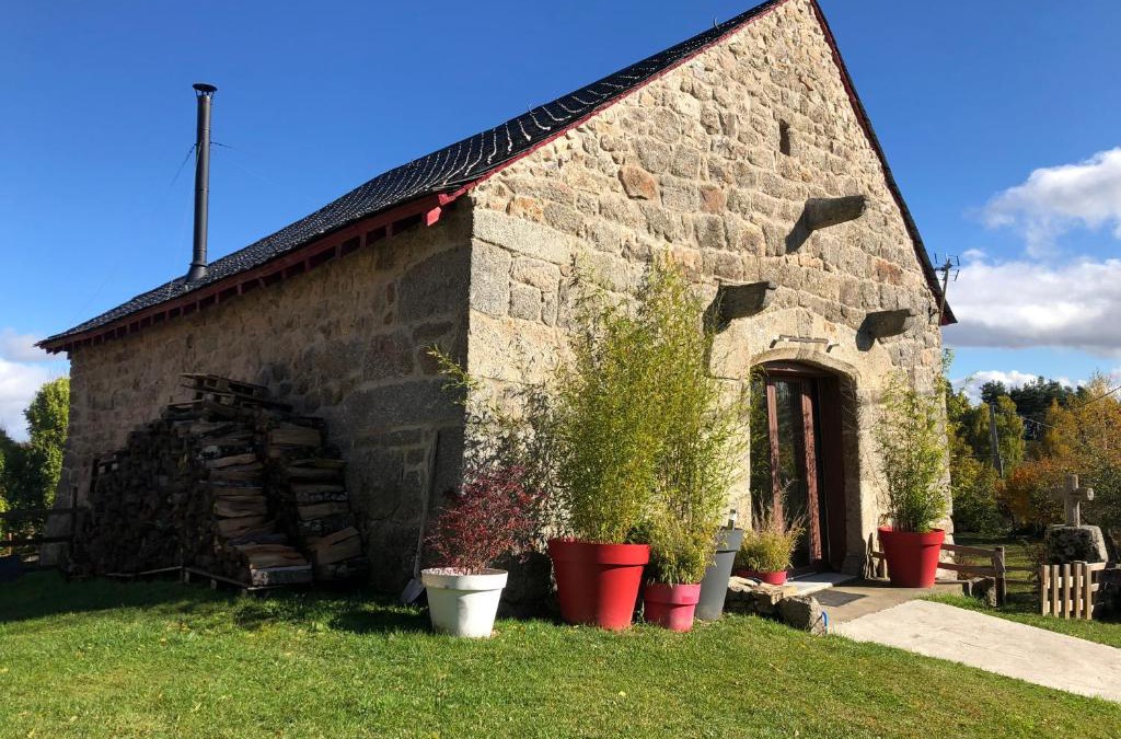 Peyre-en-Aubrac Bed & Breakfast | La Grange de Grandviala