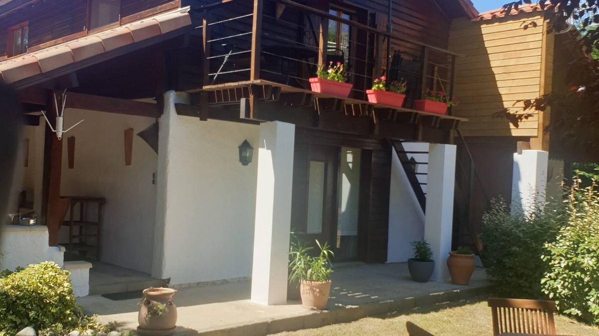 Losse House | La Grange de Mombel