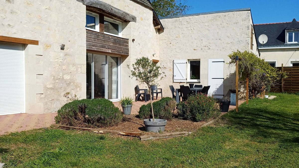 Longue-Jumelles House | La Grange des Roisnes