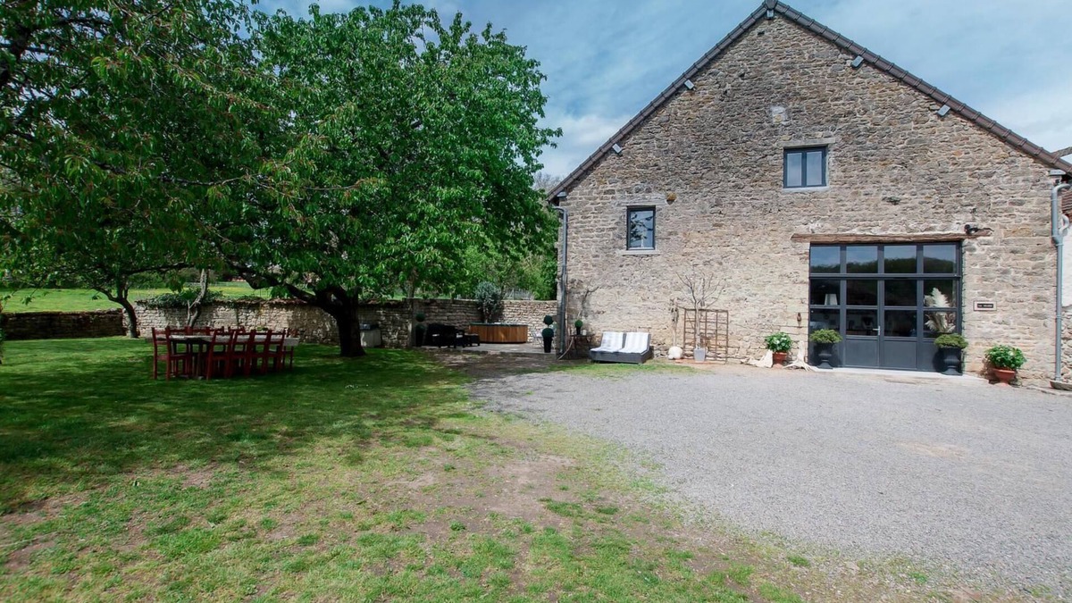 Dracy-les-Couches House | La Grange - Dracy LES Couches