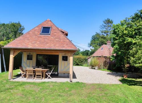Auberville House | La Grange