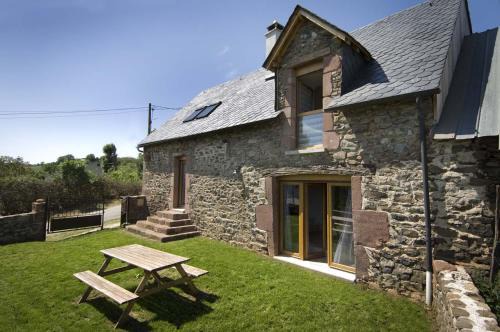 Saint-Pierre-de-Nogaret House | La grange du candel bos a nogardel