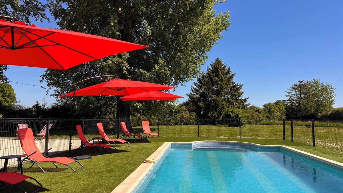 Fontenay-Tresigny House | La Graviere - Detached 28pers villa near Paris