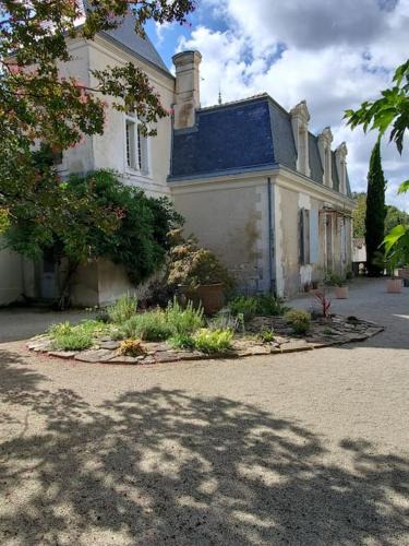 Saintes Apartment | La Grelauderie 8