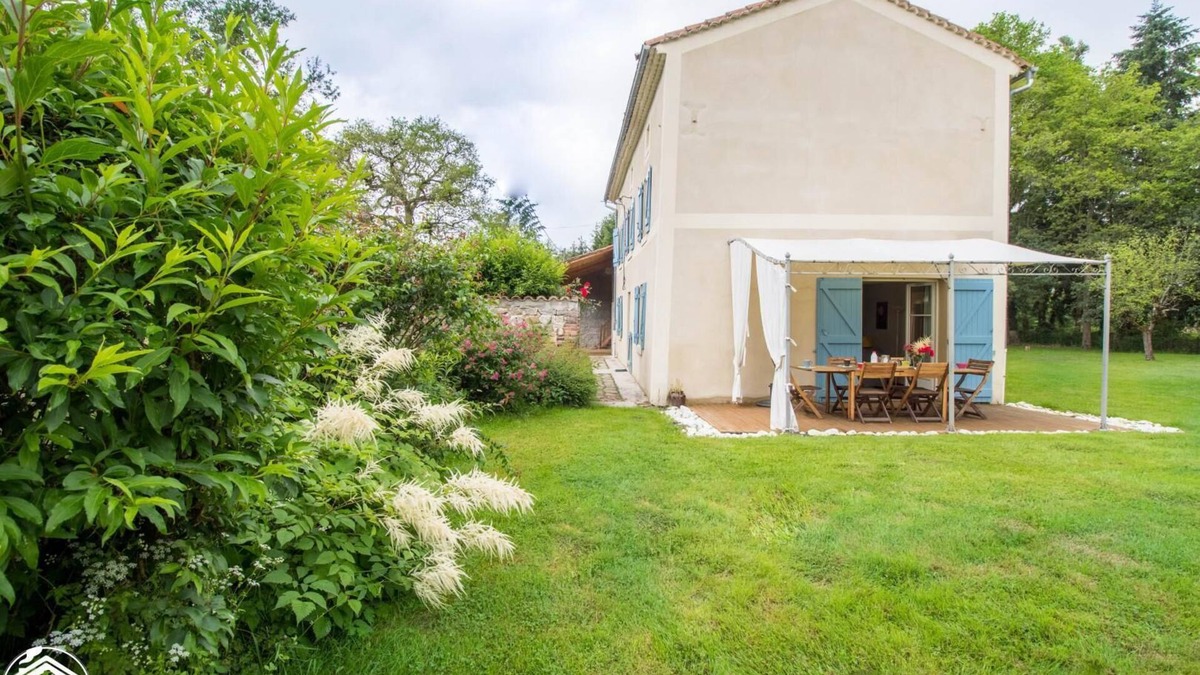 Bort-l'Etang House | La Guillaumière - Bort-l'etang