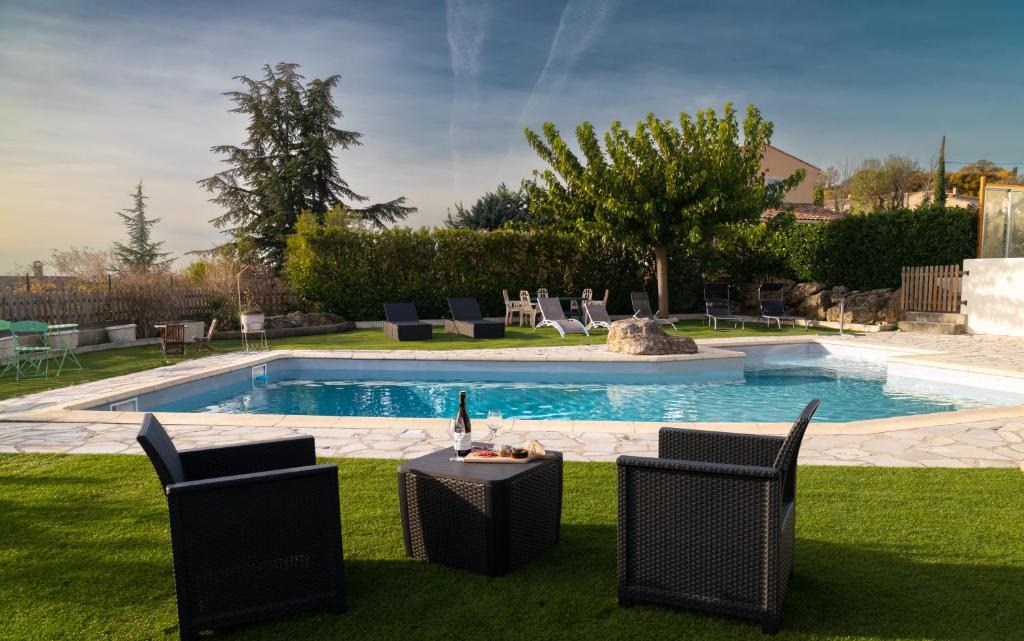 Vacheres House | La Halte Gourmande