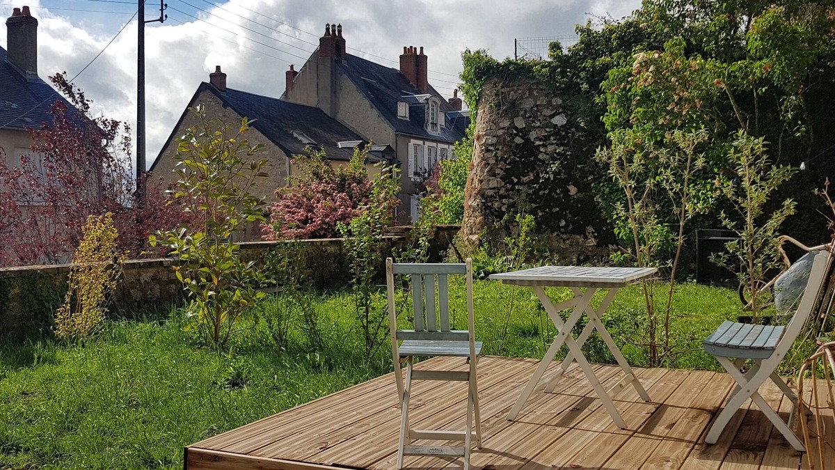 Chateau-Chinon Apartment | "La Halte Verte" , Charmant Studio Tout Confort en Centre Ville