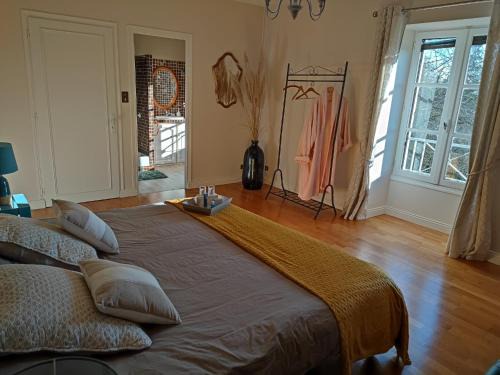 Charrais Bed & Breakfast | La Huppe
