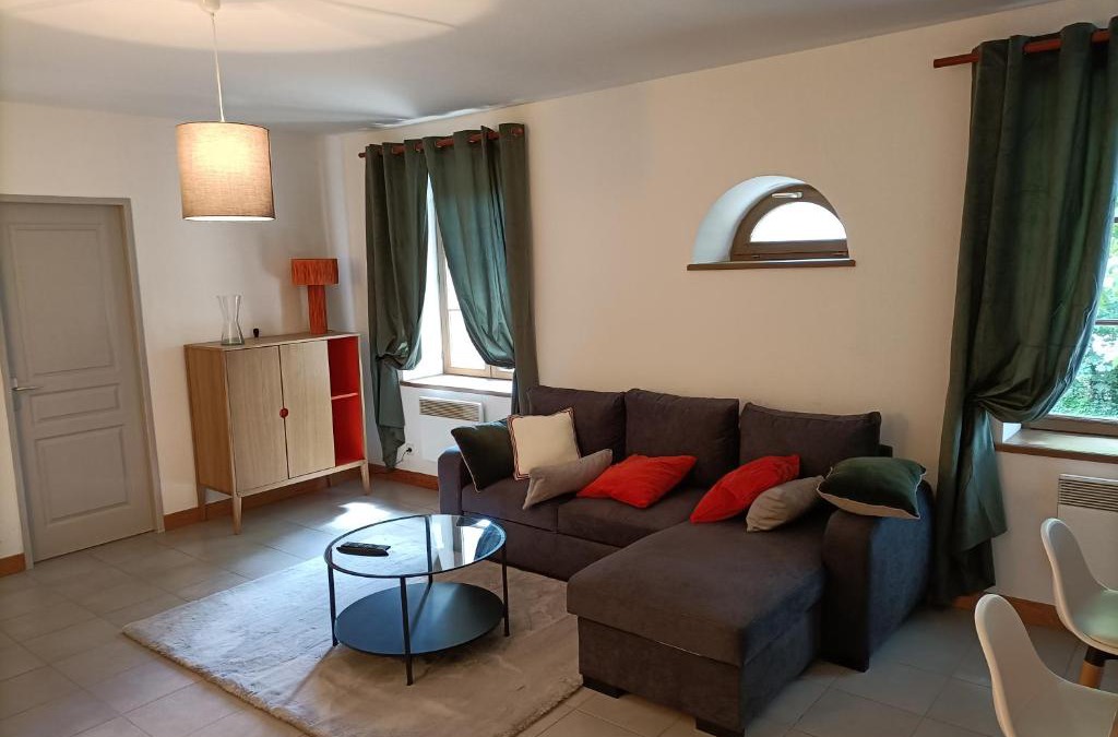 Nant Apartment | La Jolie Dourbie de Nant