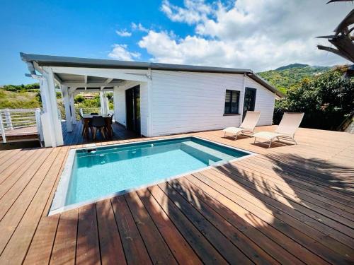 L'Etang-Sale Apartment | La Kaz Bon'R