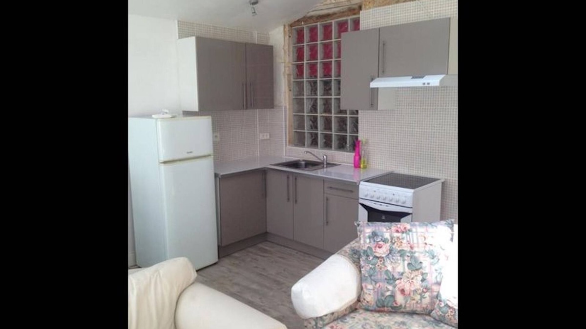 Saint-Jean-d'Angely Apartment | La Laverie - nice apartment ground floor