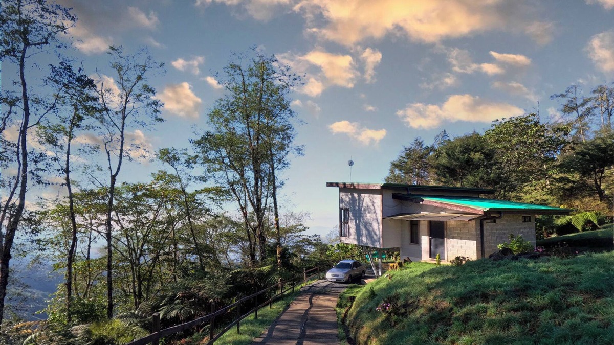 Paramo Cabin | La Lechuza Cabin